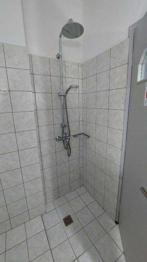 Styfilia Beachfront Apartments Platis Gialos  المظهر الخارجي الصورة