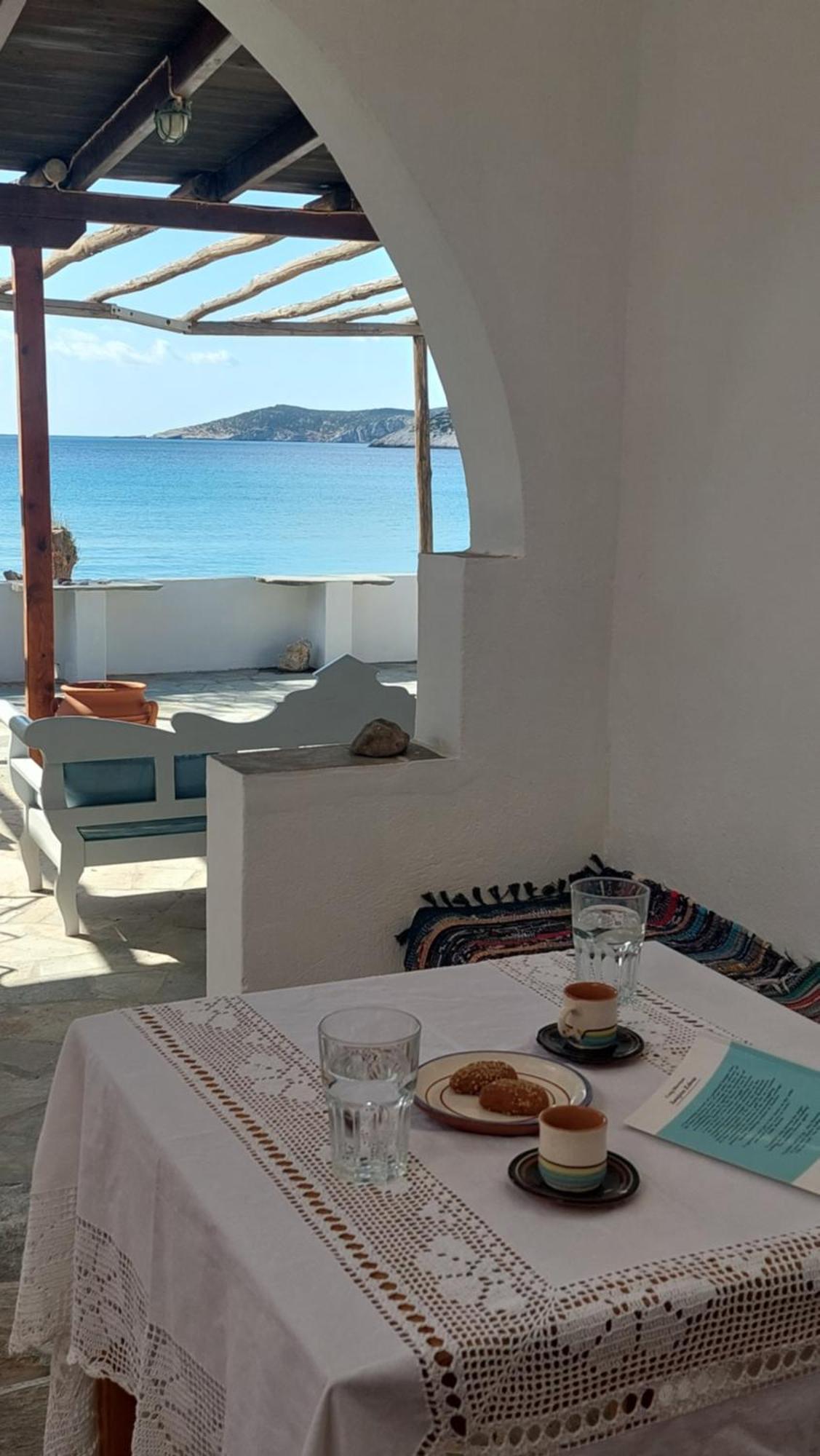 Styfilia Beachfront Apartments Platis Gialos  المظهر الخارجي الصورة